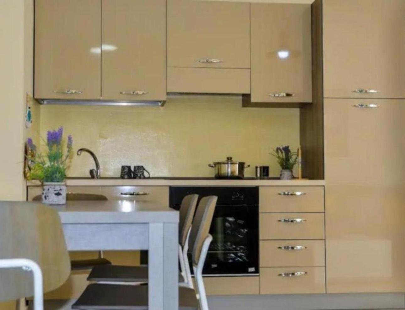 Toto Hotel & Apartments ราดฮีมือ ภายนอก รูปภาพ